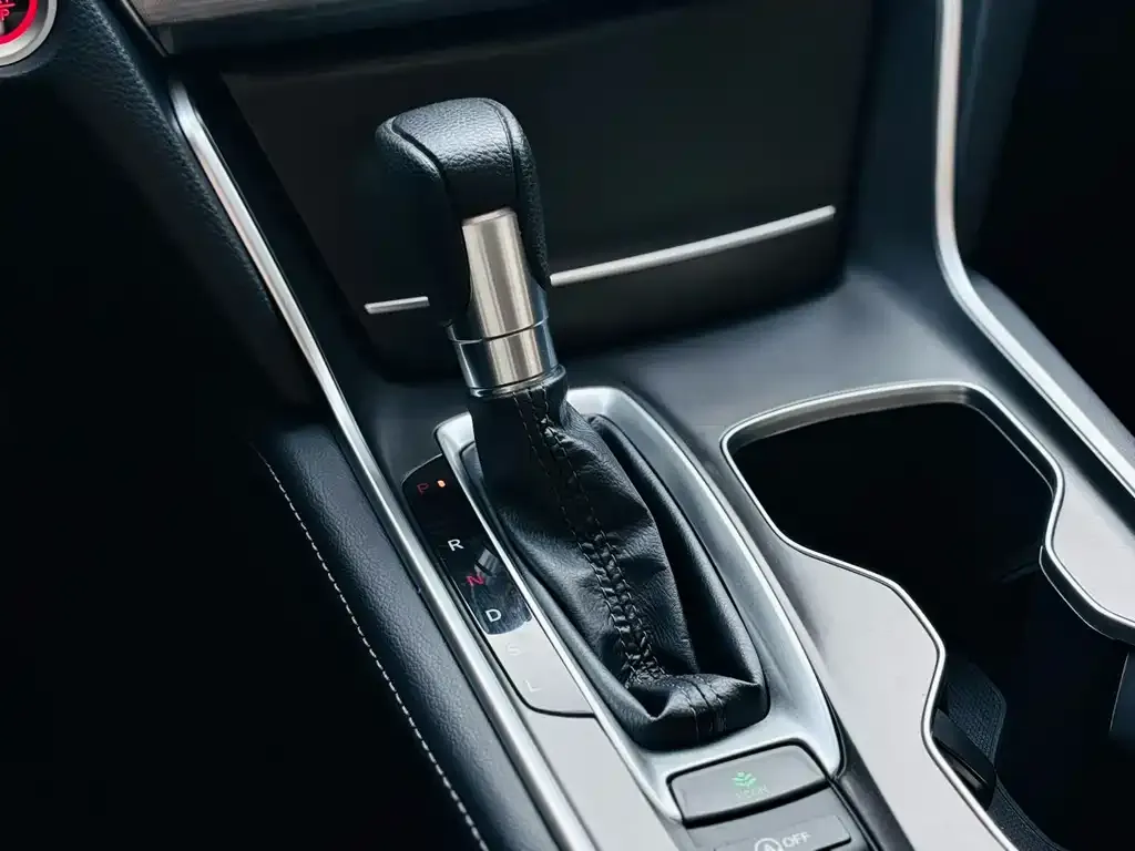 Honda Accord 2022 из CN, фото 2