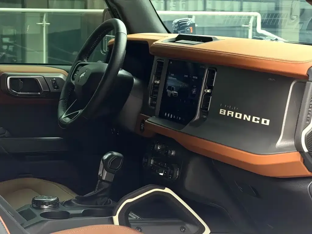 Ford Bronco 2024 из CN, фото 6