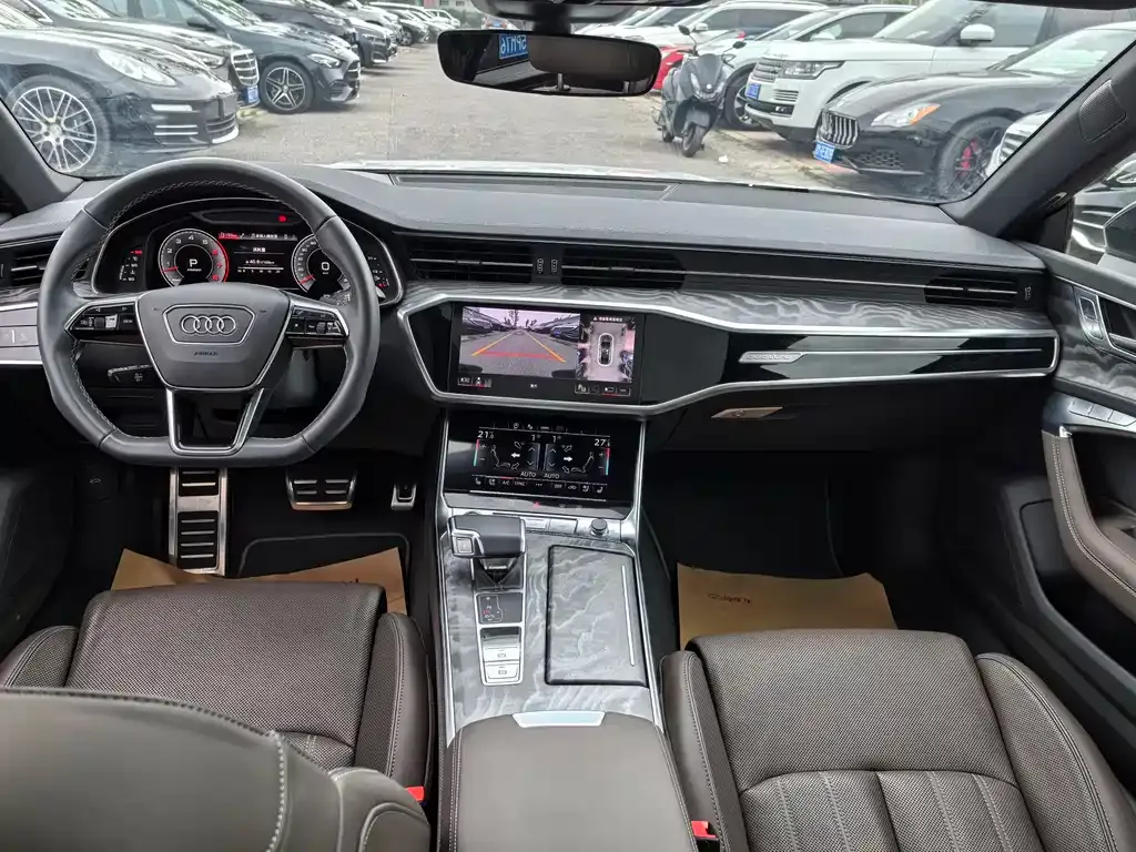 Audi A7L 2025 из CN, фото 9