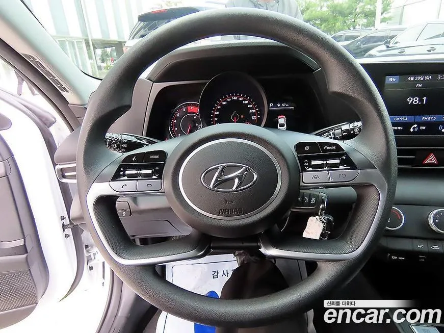 Hyundai AVANTE — фото 10