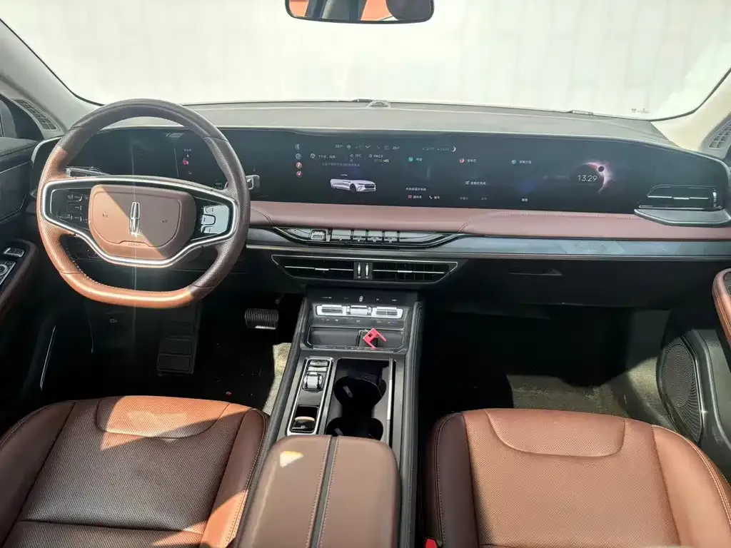 Lincoln Z 2025 из CN, фото 7