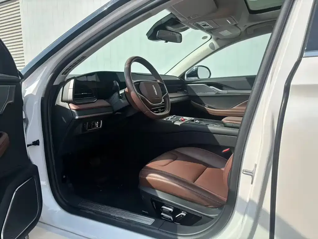 Lincoln Z 2025 из CN, фото 9