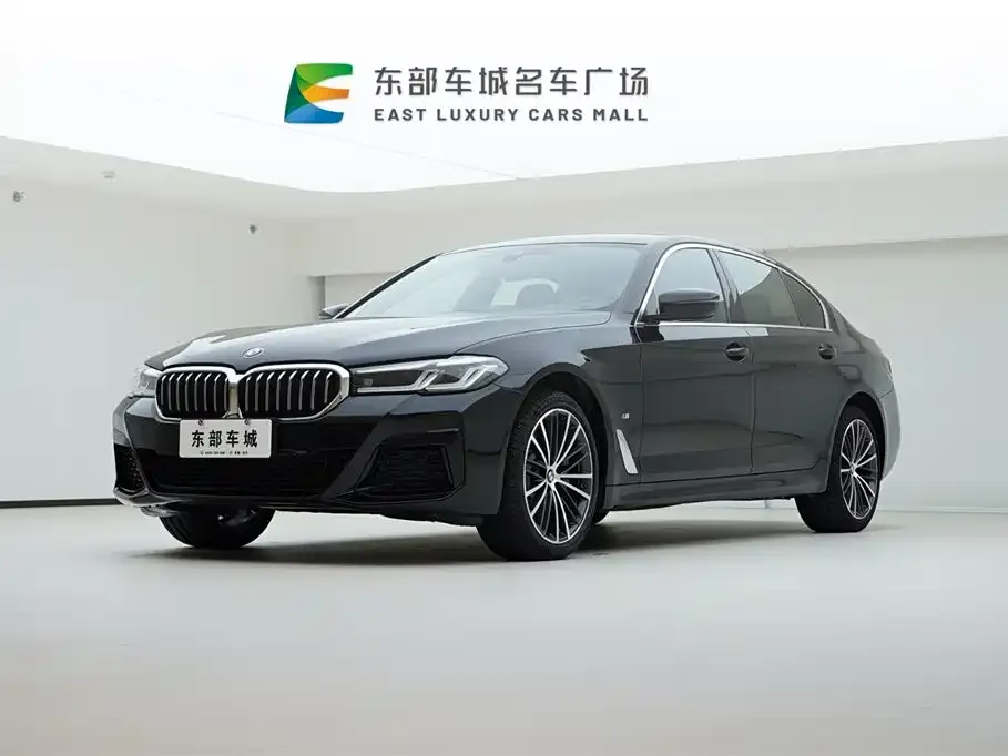 BMW 5 Series — фото 1