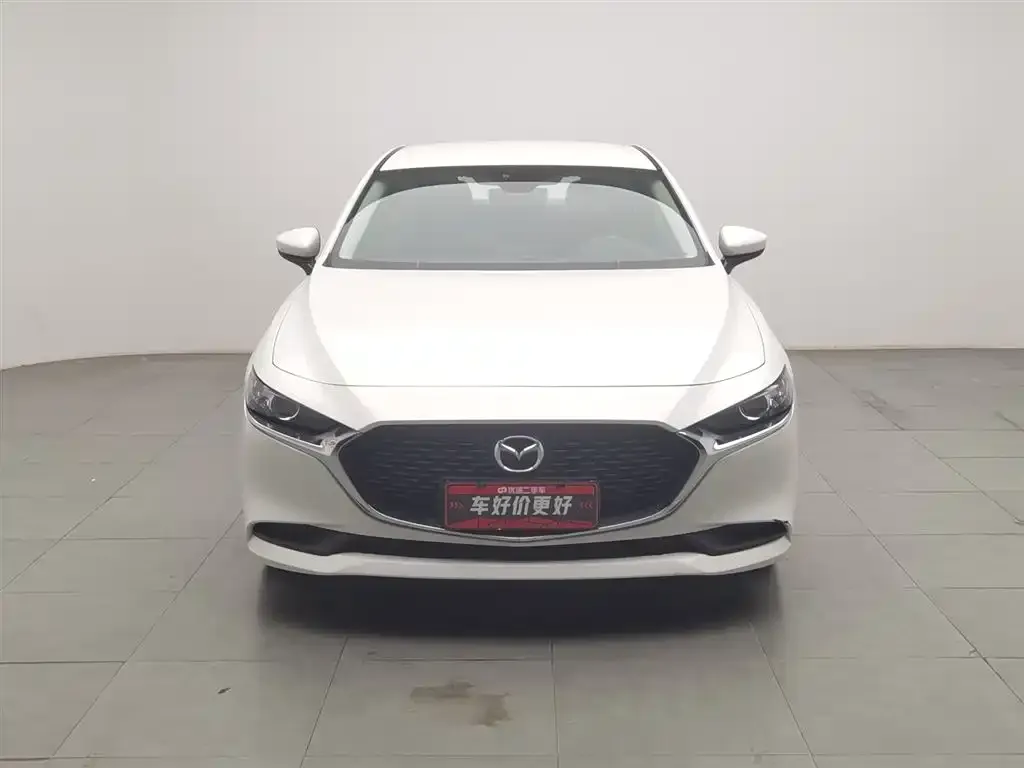 Mazda 3 Axela 2023 из CN, фото 10