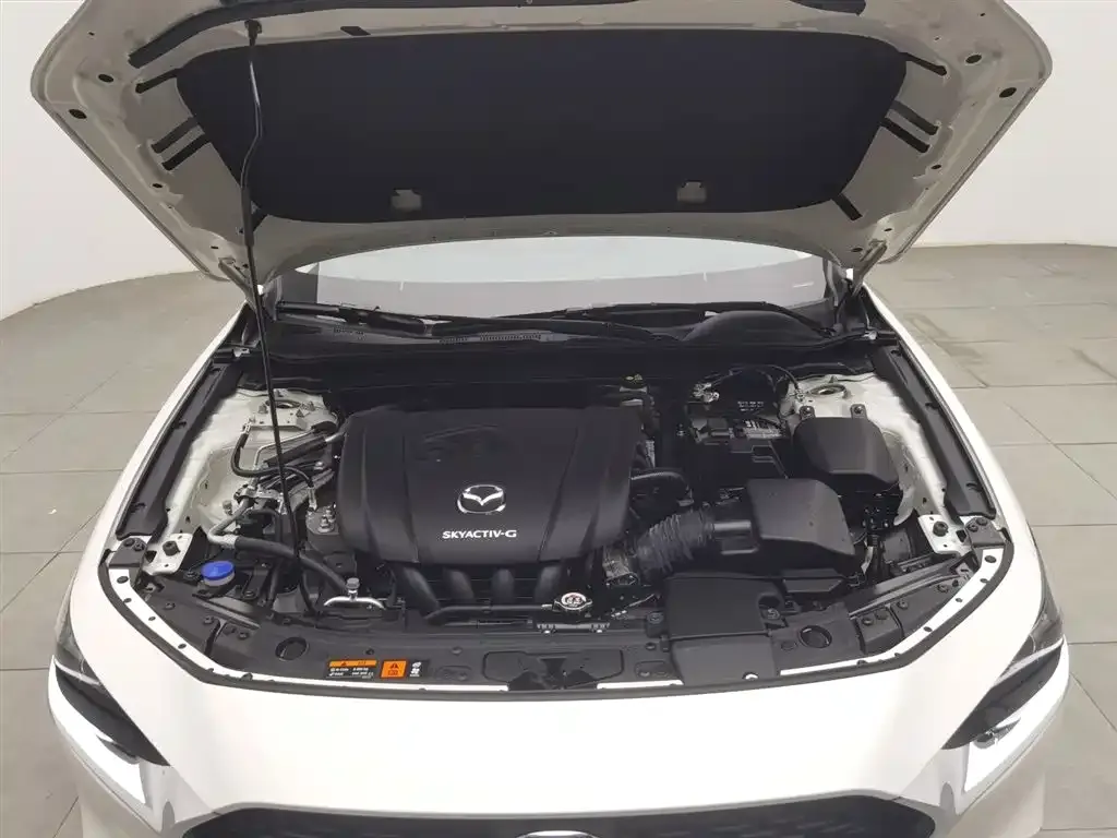 Mazda 3 Axela 2023 из CN, фото 9