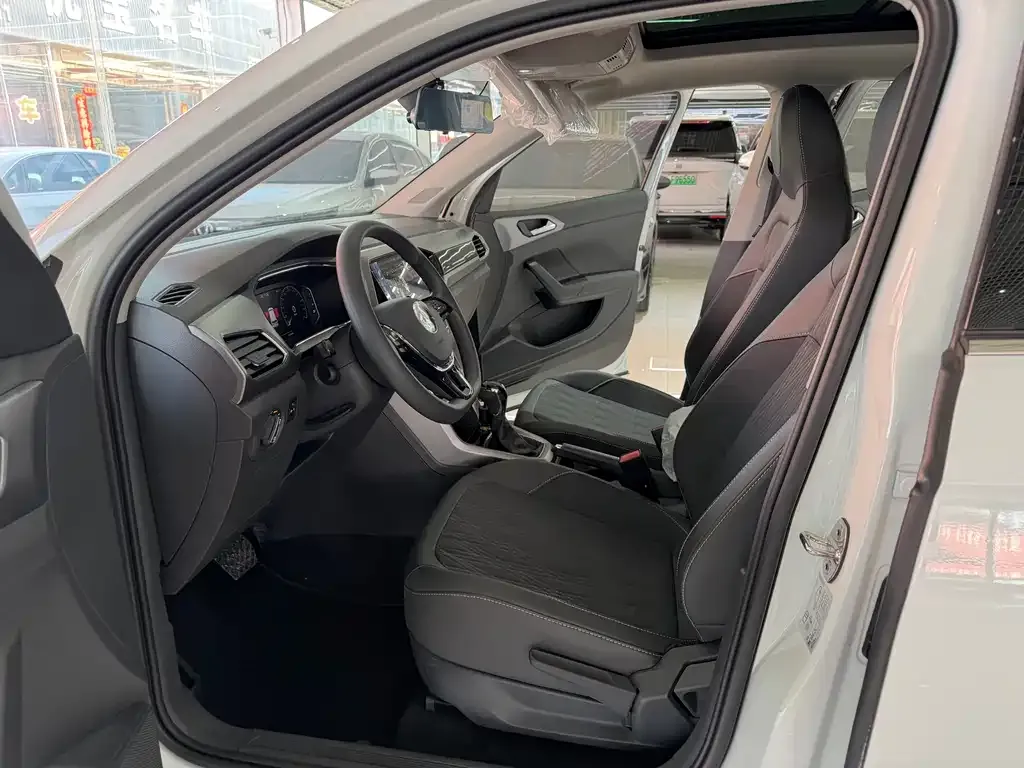 Volkswagen T-Cross 2023 из CN, фото 5
