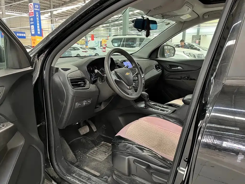 Chevrolet Equinox 2021 из CN, фото 8
