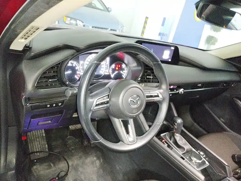 Mazda 3 Axela 2021 из CN, фото 10