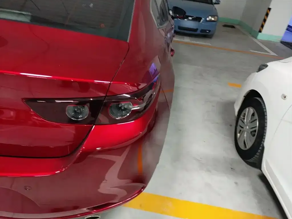 Mazda 3 Axela 2021 из CN, фото 4