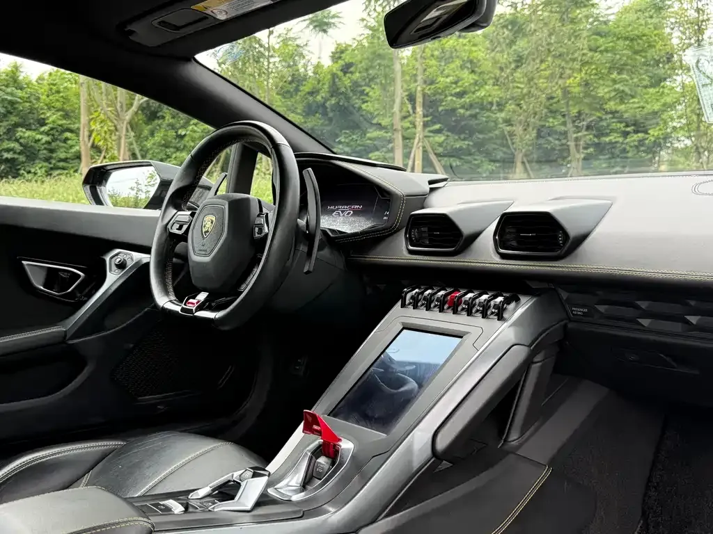 Lamborghini Huracan 2021 из CN, фото 5