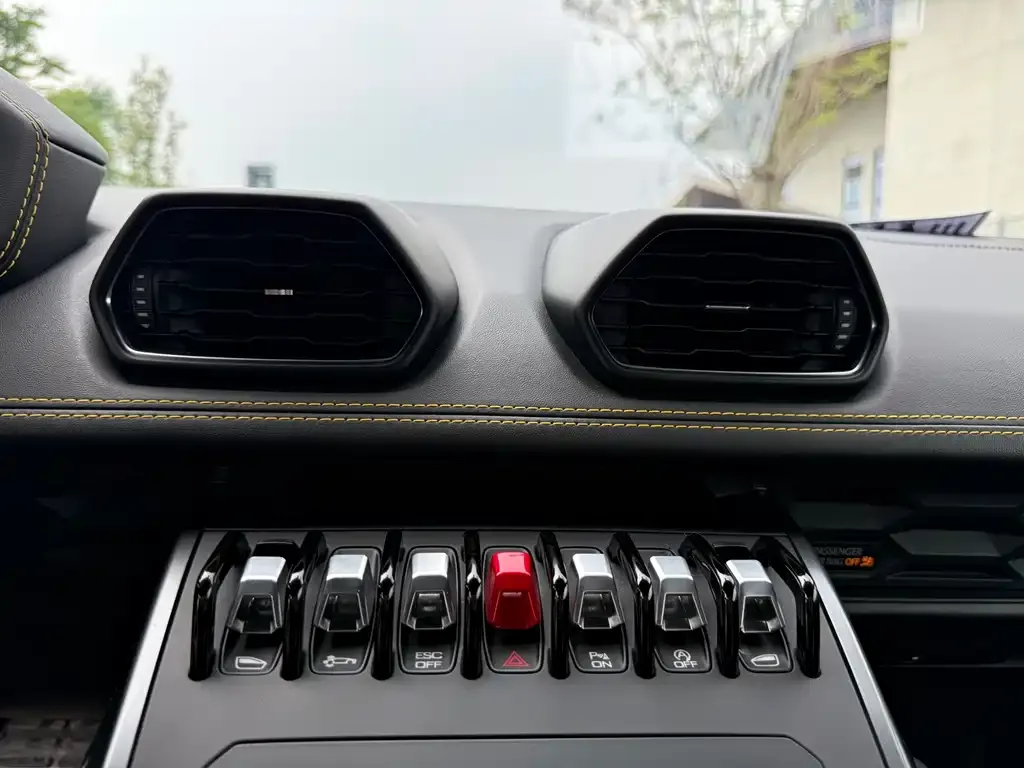 Lamborghini Huracan 2021 из CN, фото 9