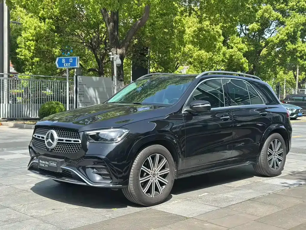 Mercedes-Benz GLE — фото 1