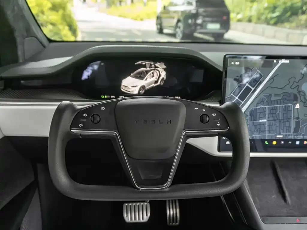 Tesla Model X 2023 из CN, фото 2
