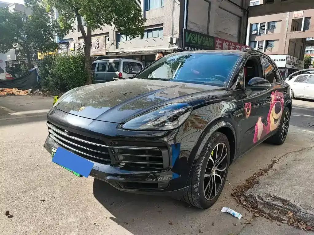 Porsche Cayenne Hybrid 2022 из CN, фото 1