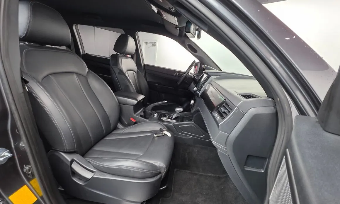 KG Mobility (Ssangyong) Rexton 2021 из KR, фото 4