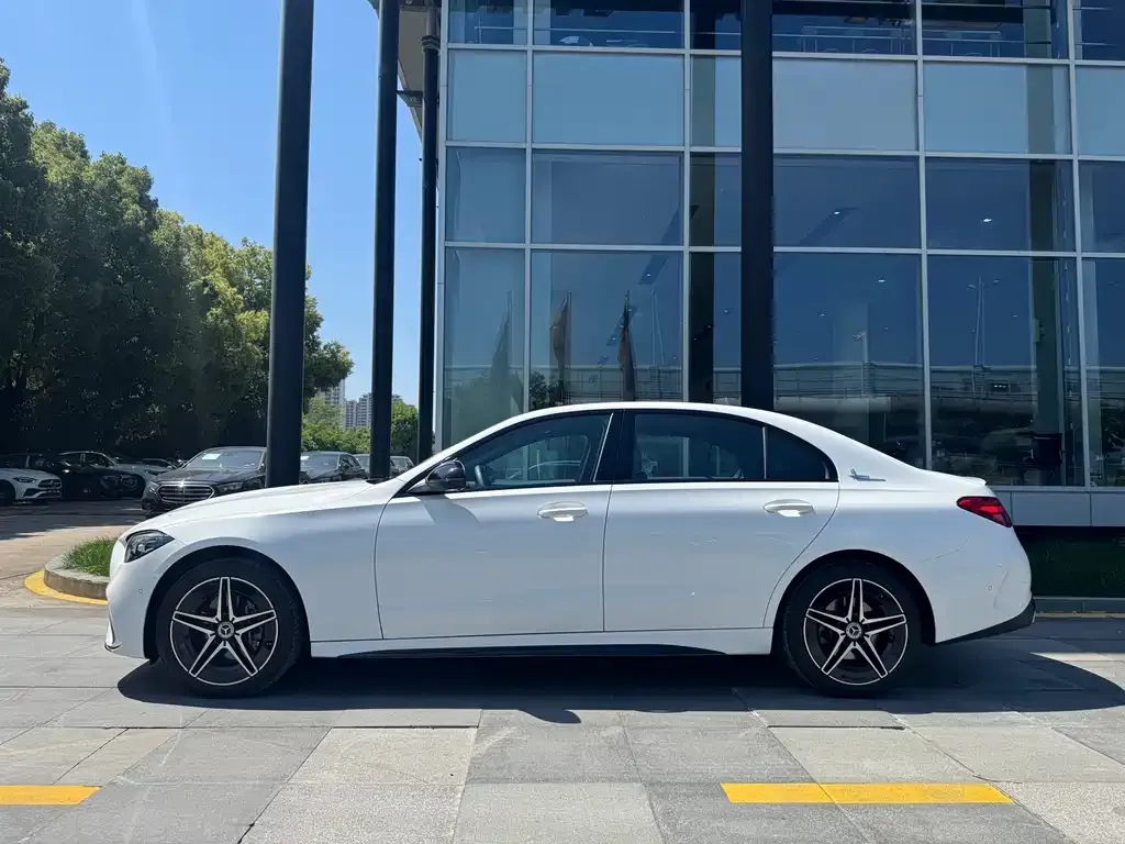 Mercedes-Benz C-Class — фото 4