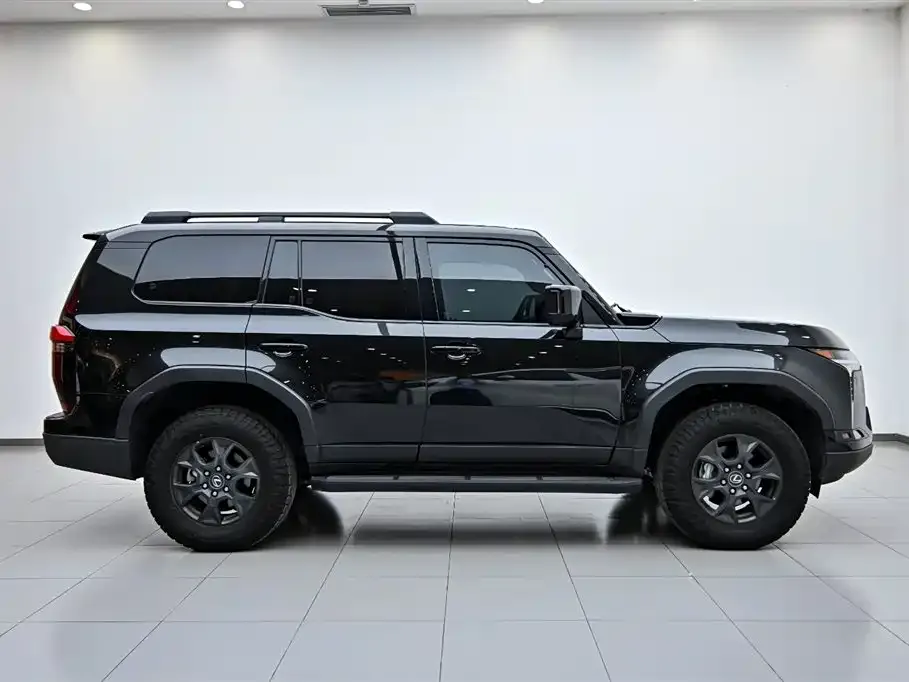 Lexus GX 2025 из CN, фото 6