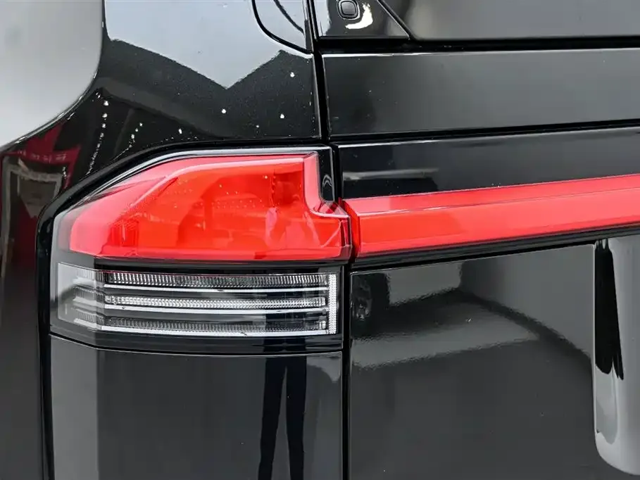 Lexus GX 2025 из CN, фото 10