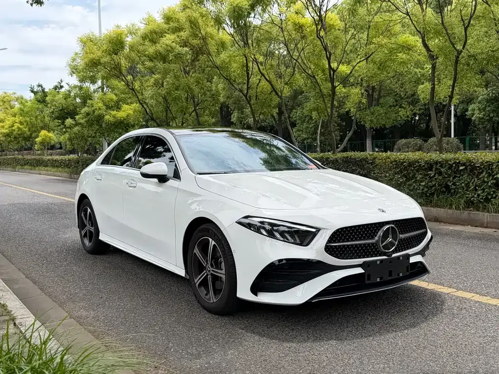Mercedes-Benz A-Class 2024 из CN, фото 9