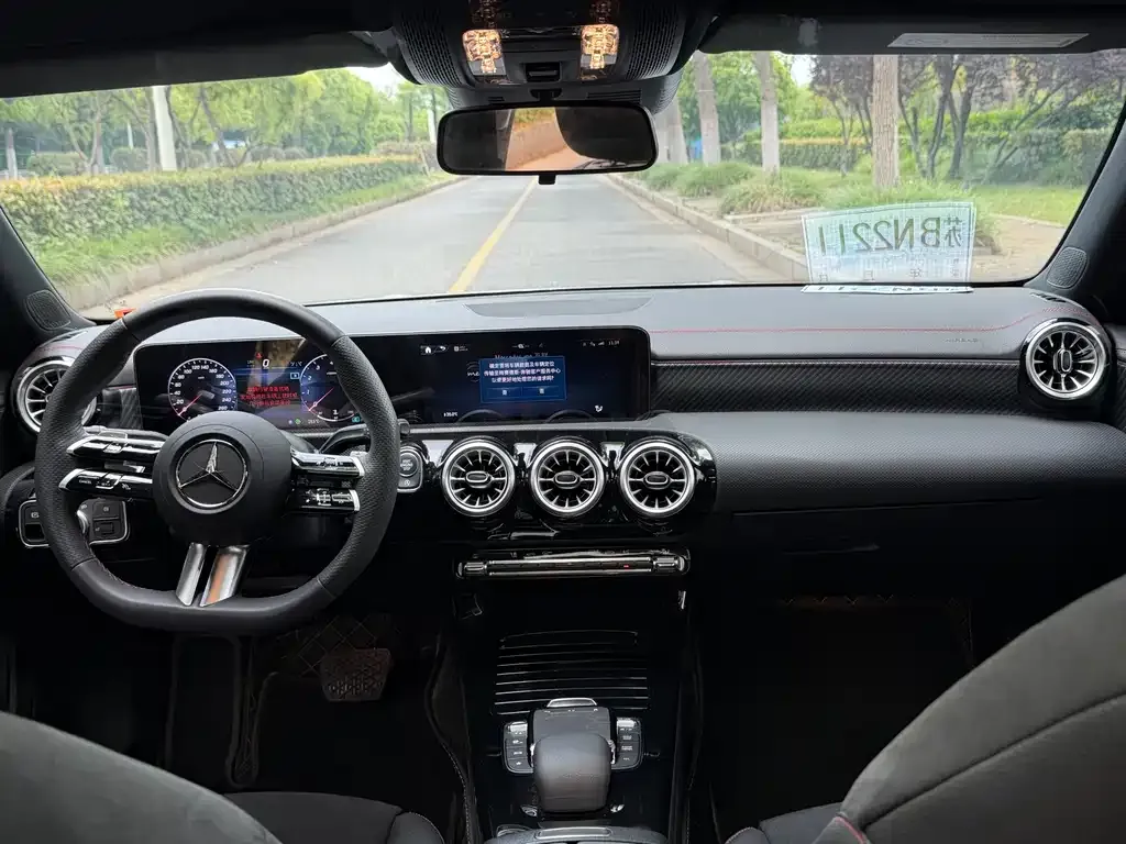Mercedes-Benz A-Class 2024 из CN, фото 4