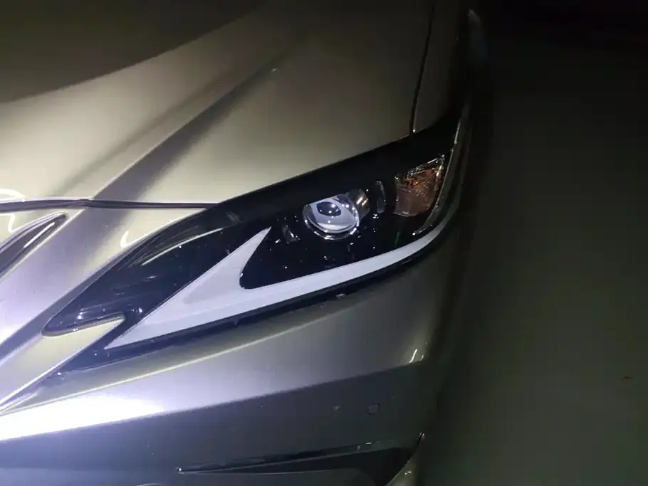 Lexus ES 2021 из CN, фото 2
