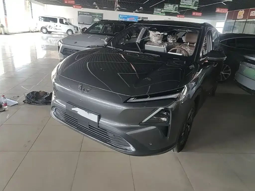 Wuling Xingguang S 2025 из CN, фото 1