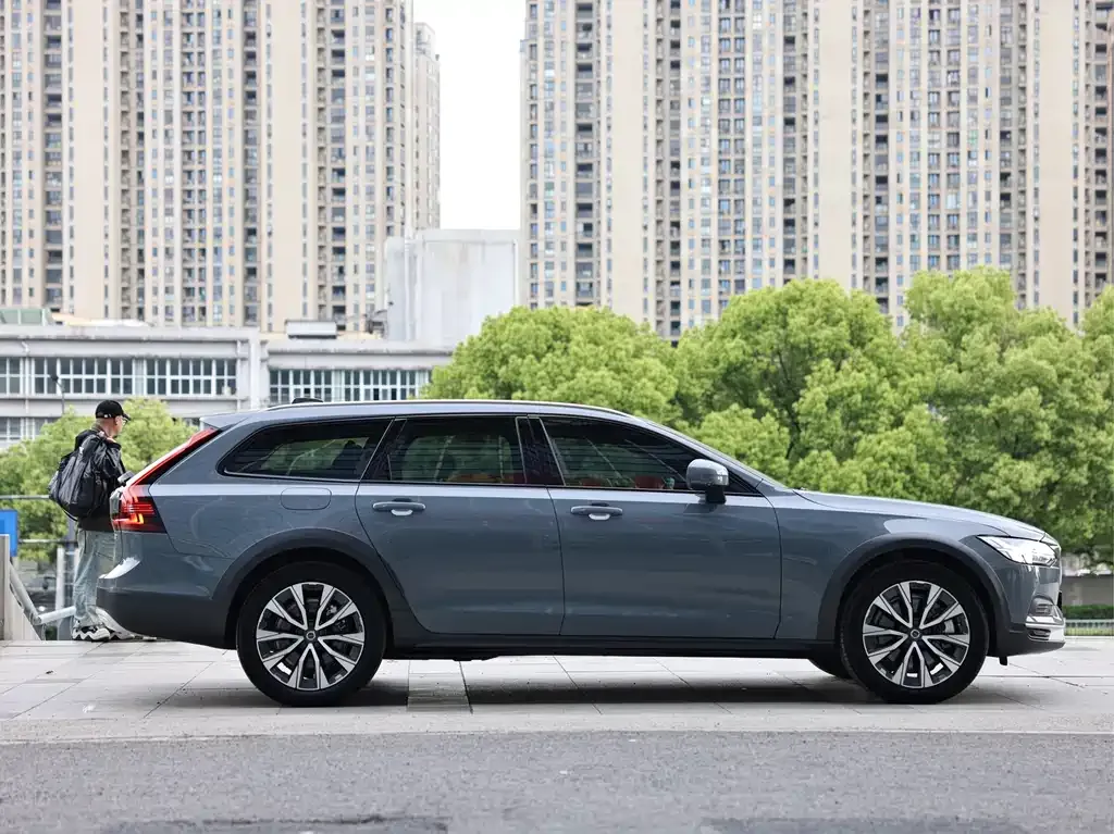 Volvo V90 2022 из CN, фото 6