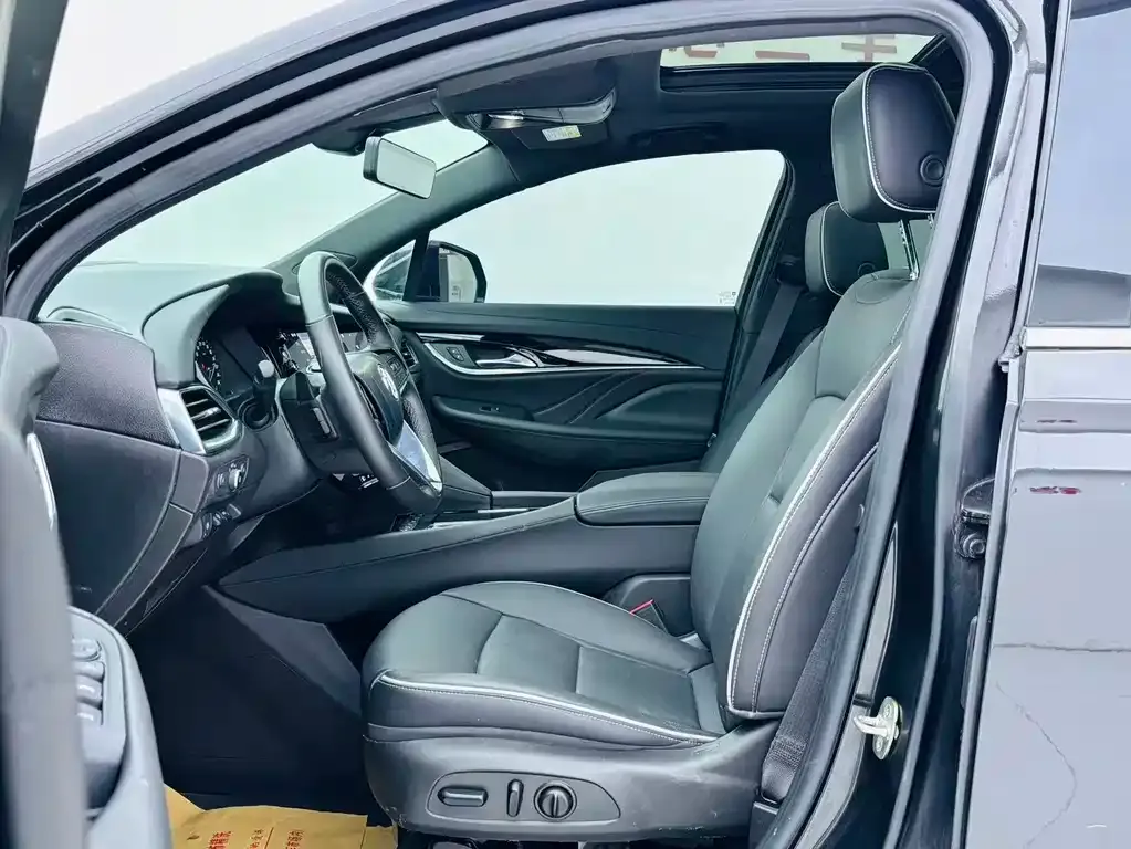 Buick Enclave 2023 из CN, фото 10