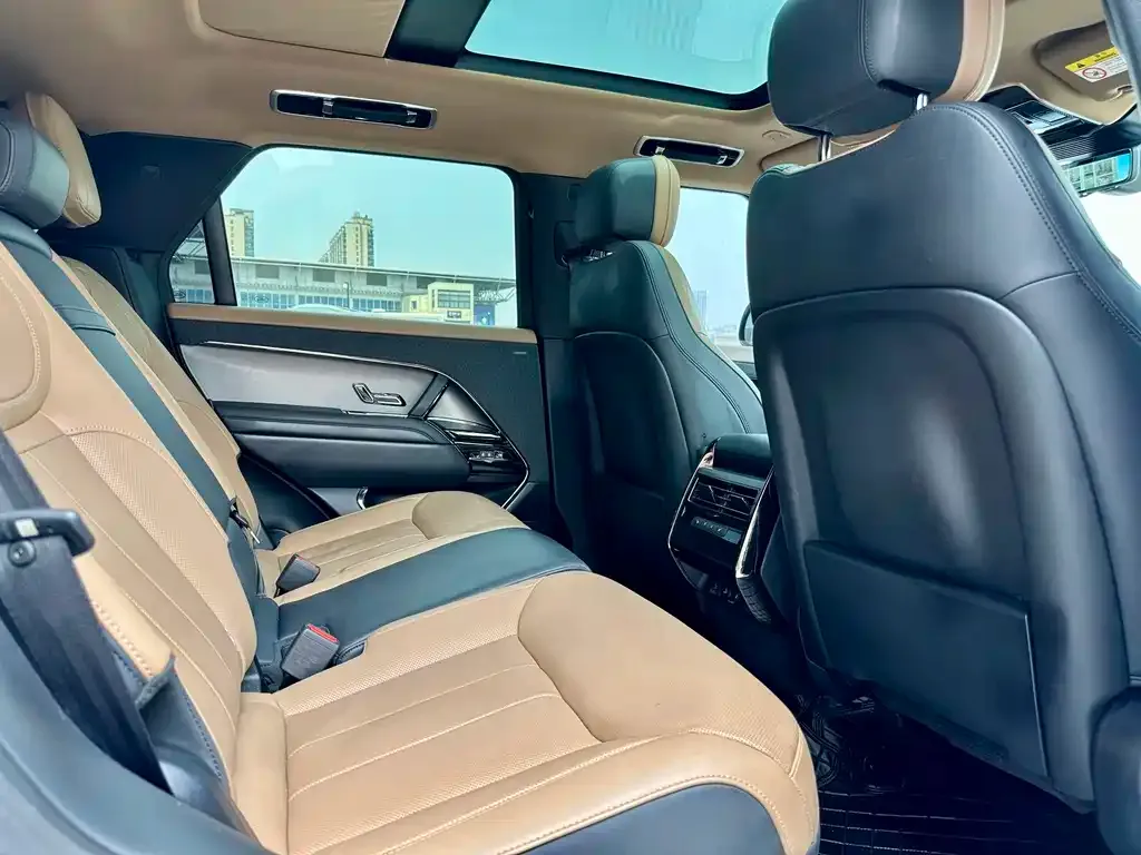 Land Rover Sport 2023 из CN, фото 2