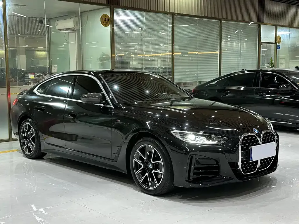 BMW 4 Series 2023 из CN, фото 4