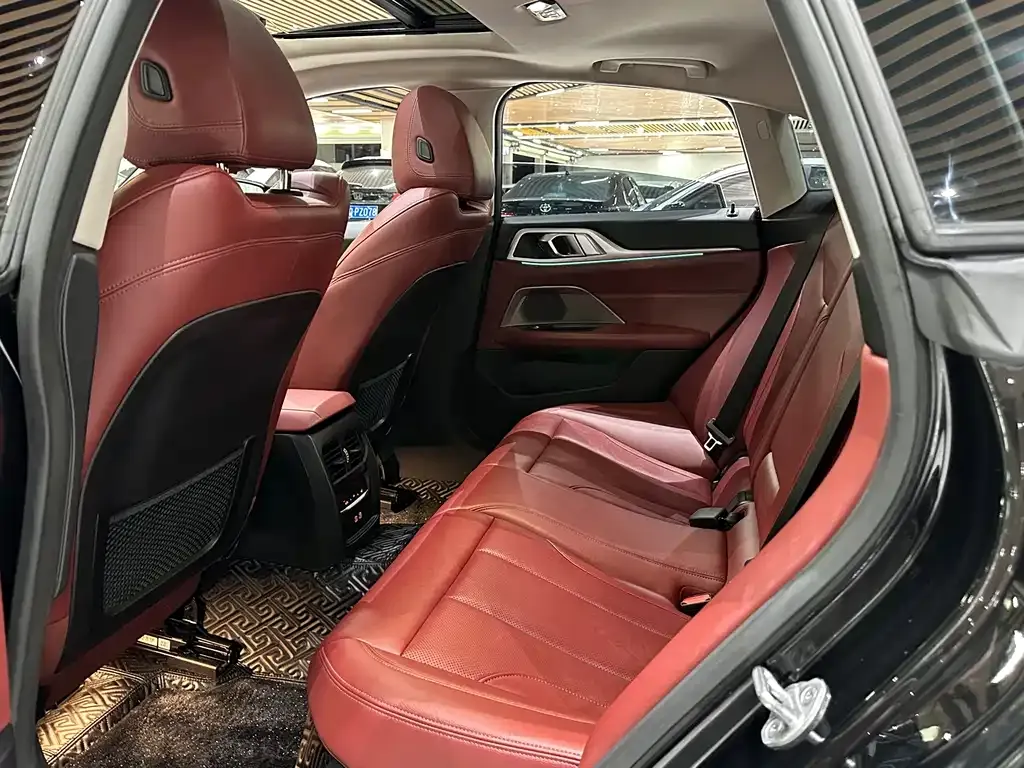 BMW 4 Series 2023 из CN, фото 9