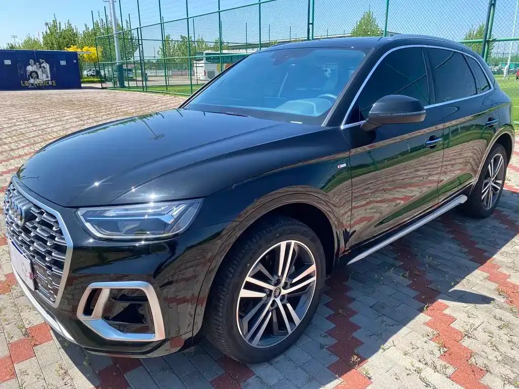 Audi Q5L 2022 из CN, фото 1