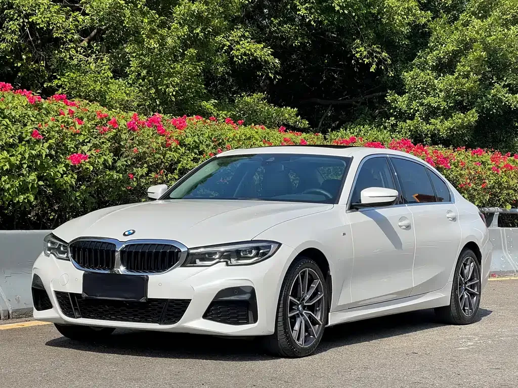 BMW 3 Series — фото 1