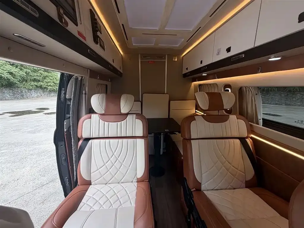 Ford Transit T8 2024 из CN, фото 4