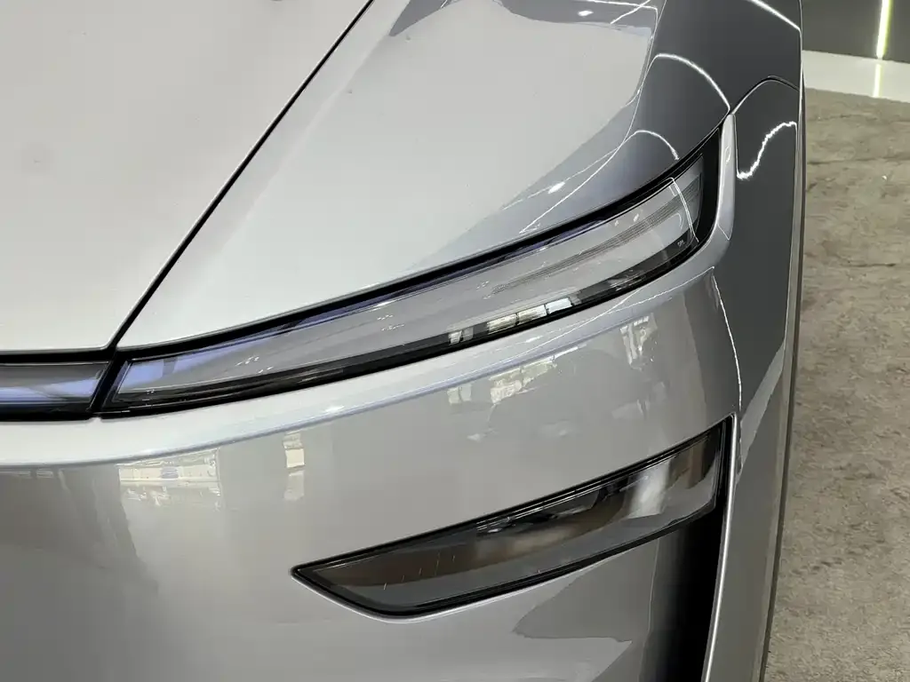 Tesla Model Y 2025 из CN, фото 6