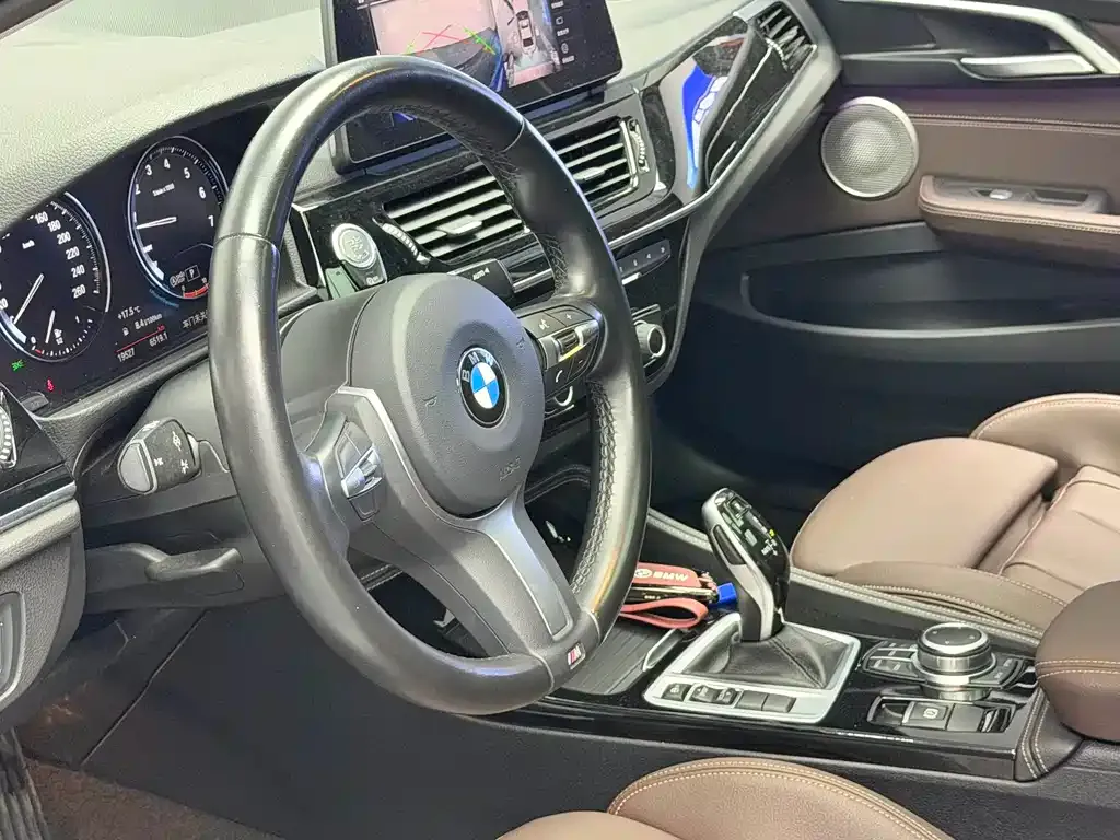 BMW 1 Series 2023 из CN, фото 10