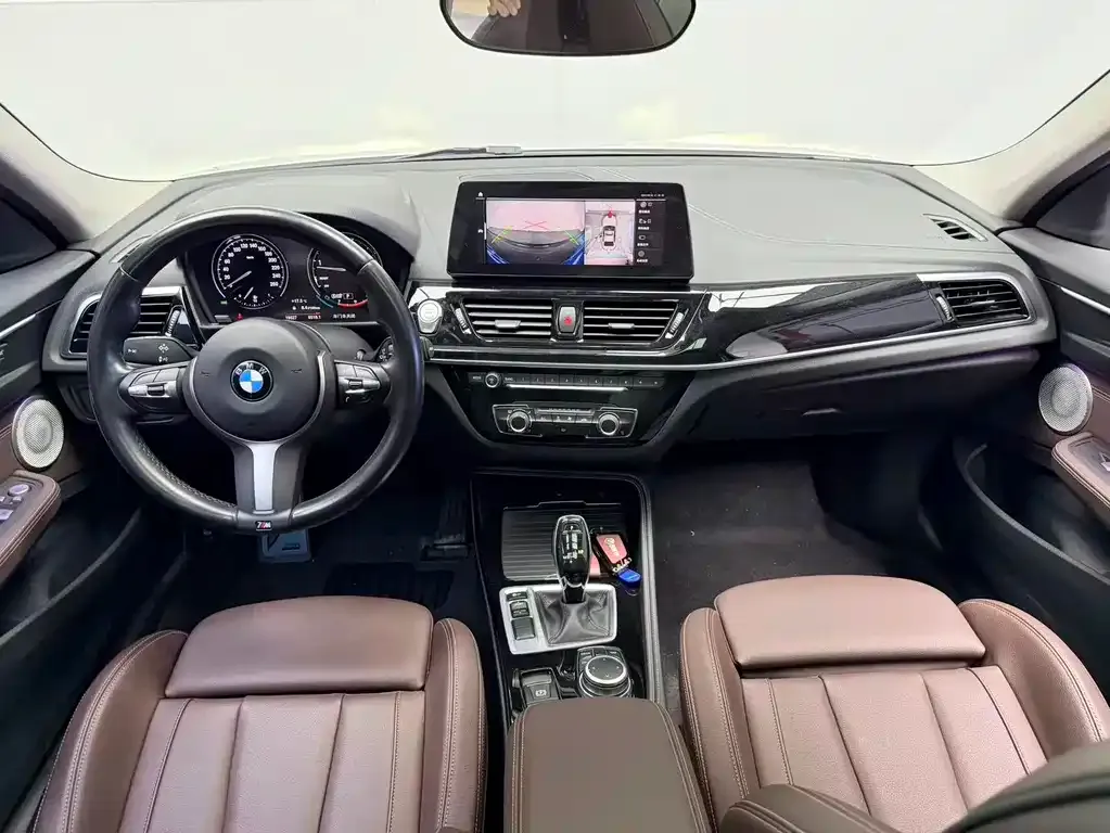 BMW 1 Series 2023 из CN, фото 9