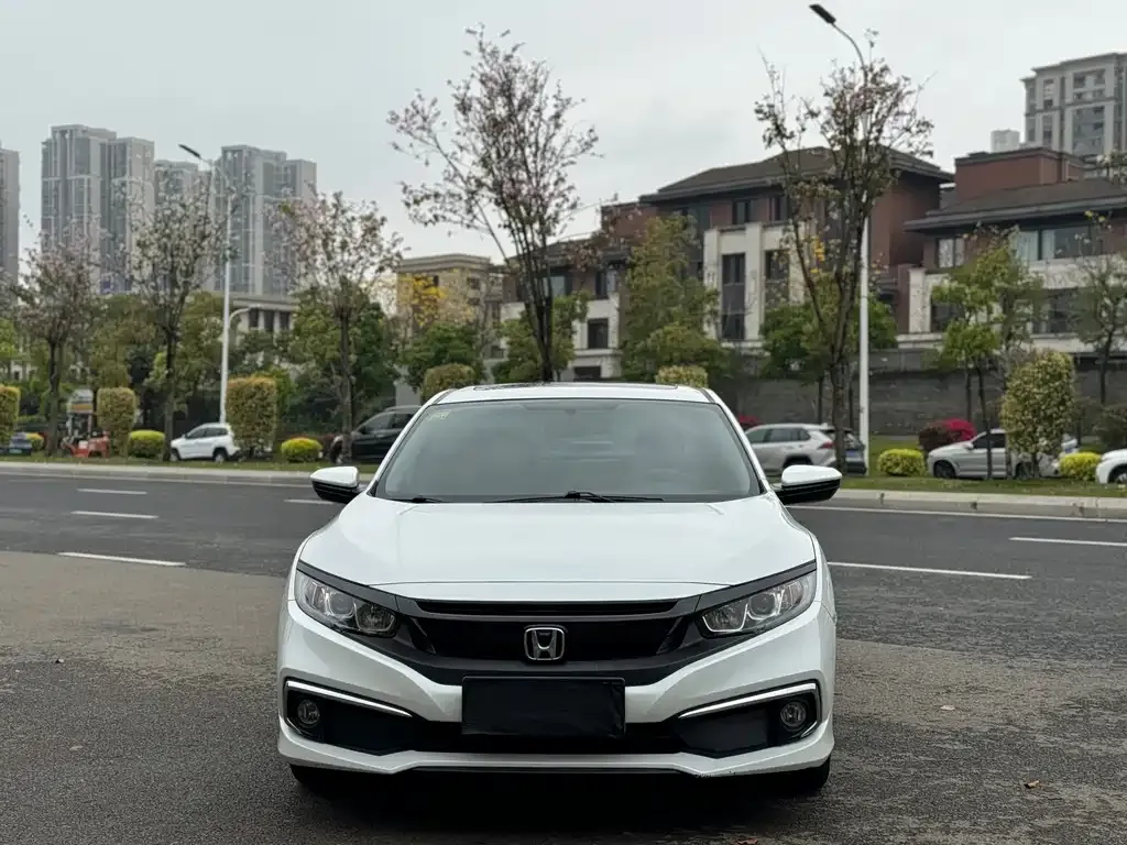 Honda Civic — фото 6