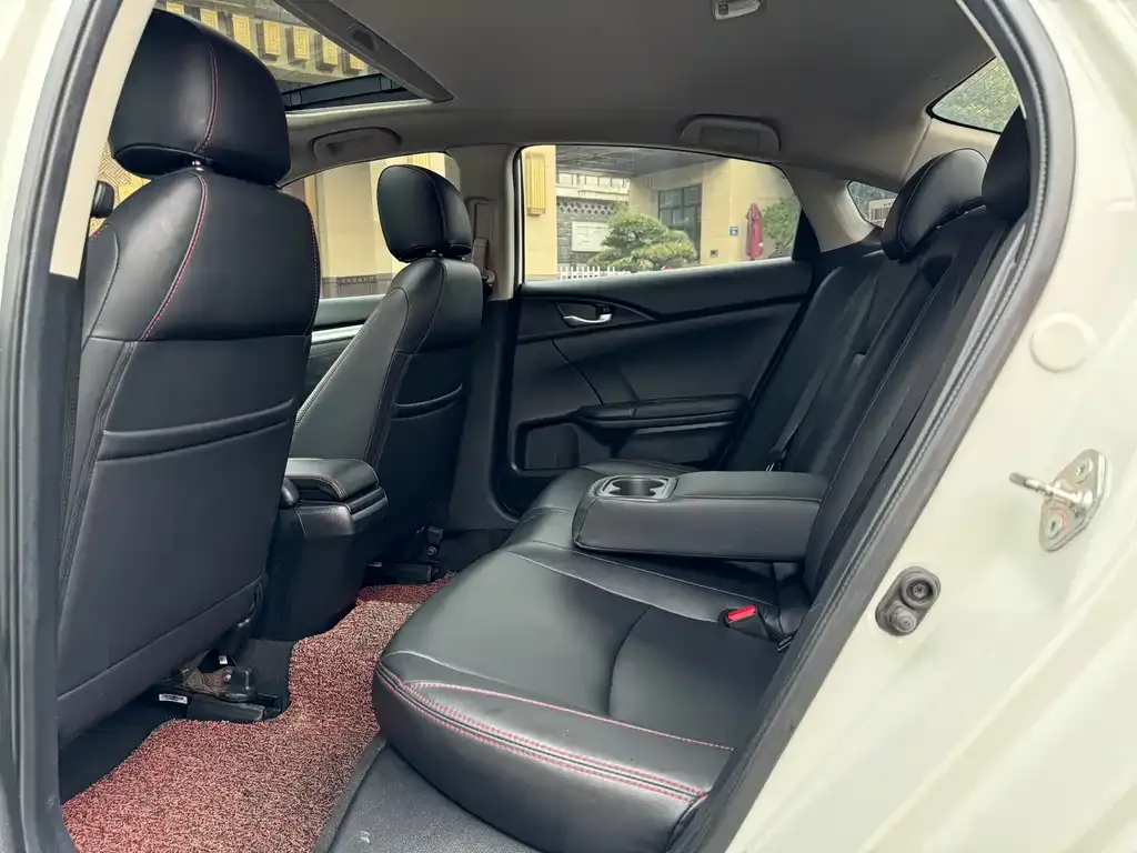 Honda Civic — фото 2