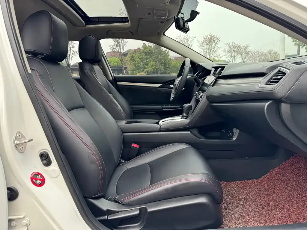 Honda Civic — фото 10