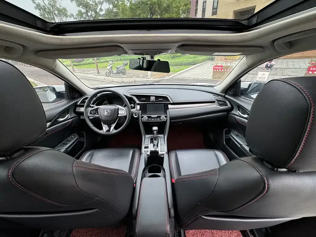 Honda Civic — фото 8