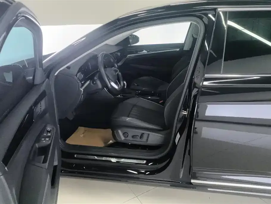 Volkswagen Passat — фото 4