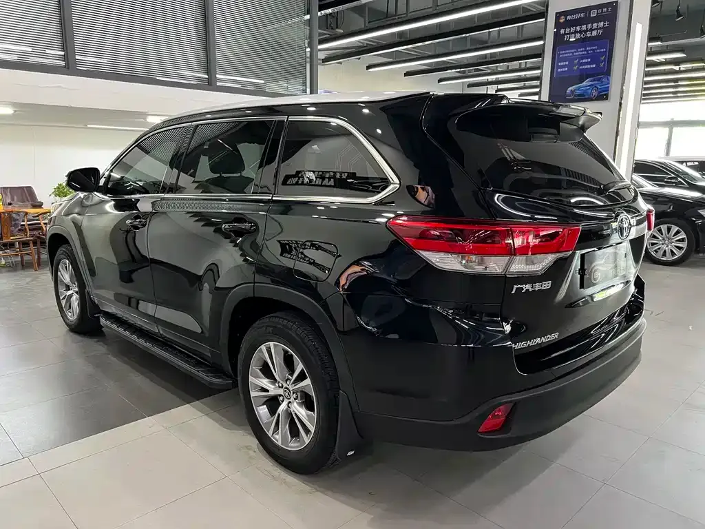 Toyota Highlander 2021 из CN, фото 10
