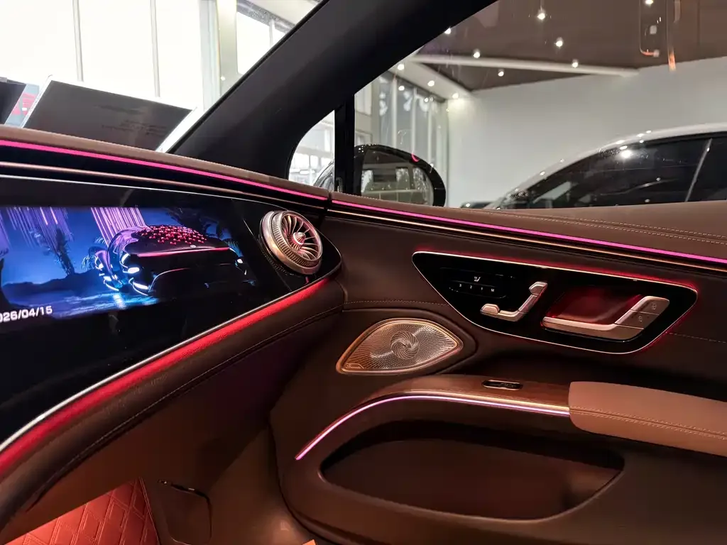 Mercedes-Benz EQS 2023 из CN, фото 2