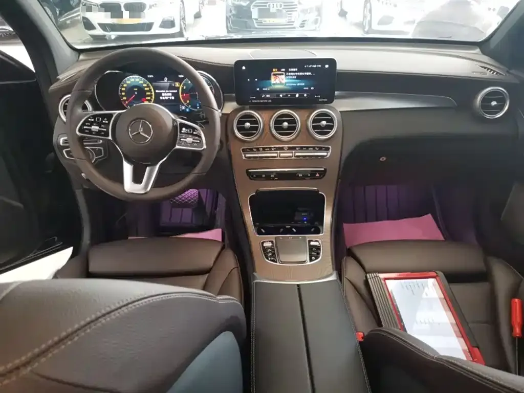 Mercedes-Benz GLC — фото 5