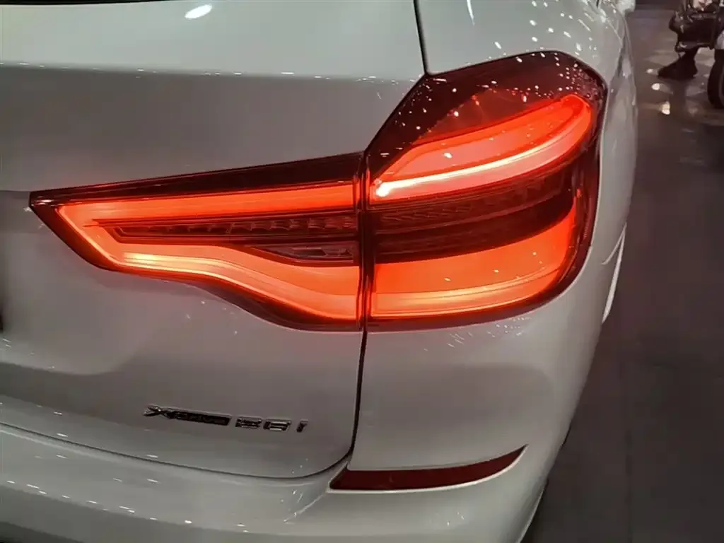 BMW X3 — фото 2