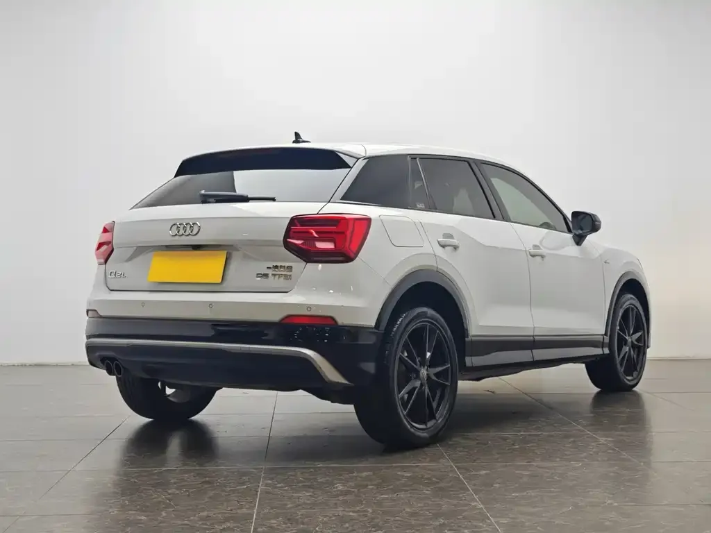Audi Q2L 2021 из CN, фото 10