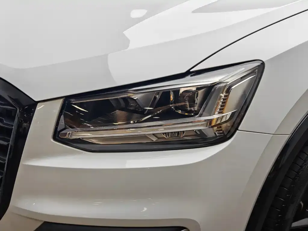 Audi Q2L 2021 из CN, фото 7