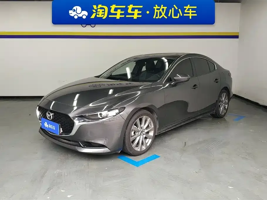 Mazda 3 Axela 2022 из CN, фото 1