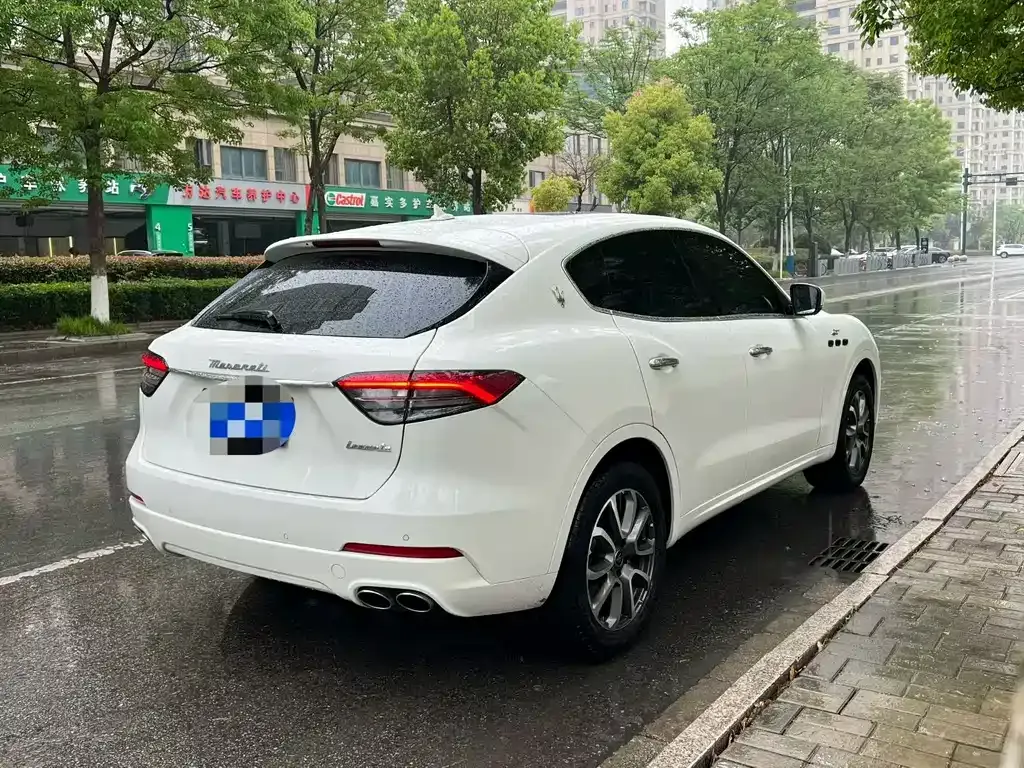 Maserati Levante 2023 из CN, фото 7